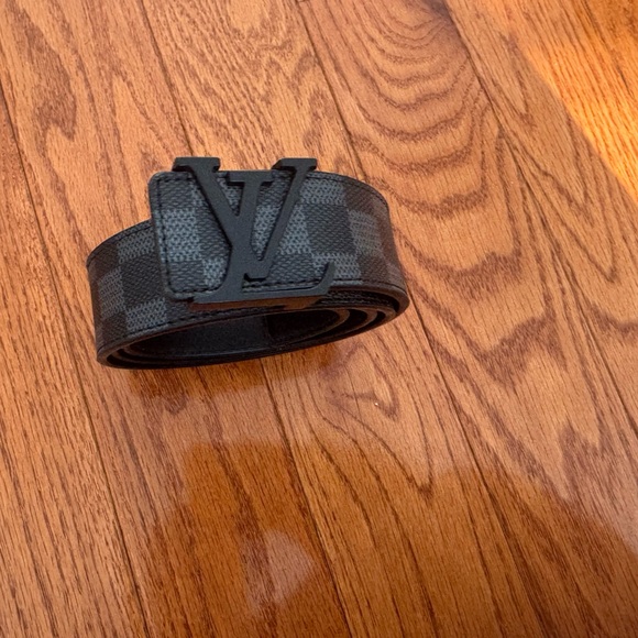 Louis Vuitton Classic Black Leather belt - Picture 3 of 6